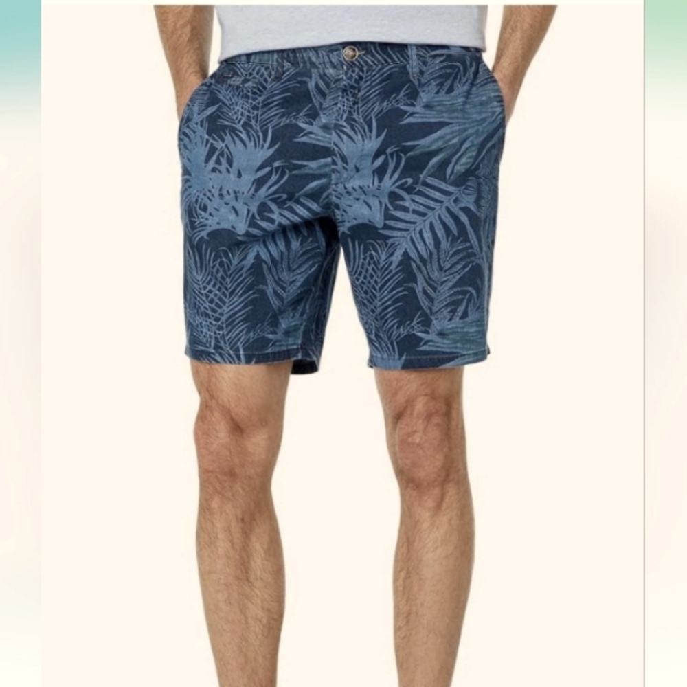 johnnie-O Men's 36‎ Roxbury Shorts 100% Cotton Blue Chambray Tropical Print